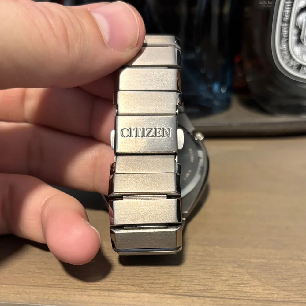 Citizen Eco-Drive Super Titanium Armor Watch AW1660-51H - Picture 2 of 7